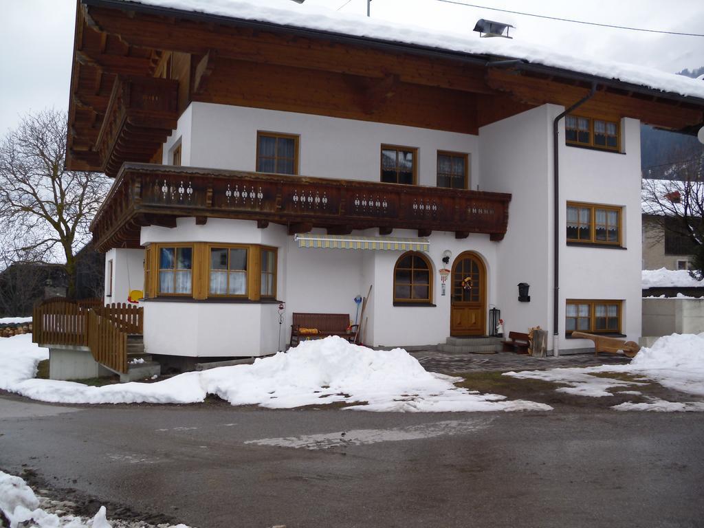 Nagelehof Appartement Ainet Buitenkant foto